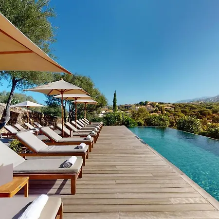 Restaurant Josephine Отель Л'Иль-Рус