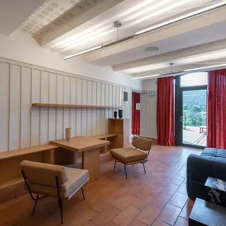 Hotel Restaurant Joséphine 4*