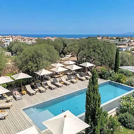 Restaurant Josephine Hotel 4*