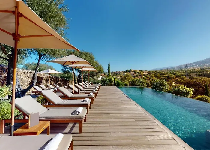 Restaurant Josephine Hotel LʼÎle-Rousse